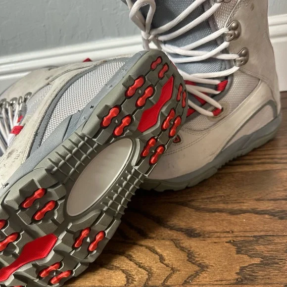 Burton Gray and Red Winter Boots - Picture 3 of 6